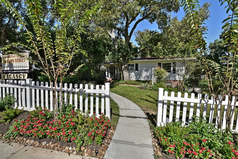 Vacation River Rentals 830 609 8196 Home
